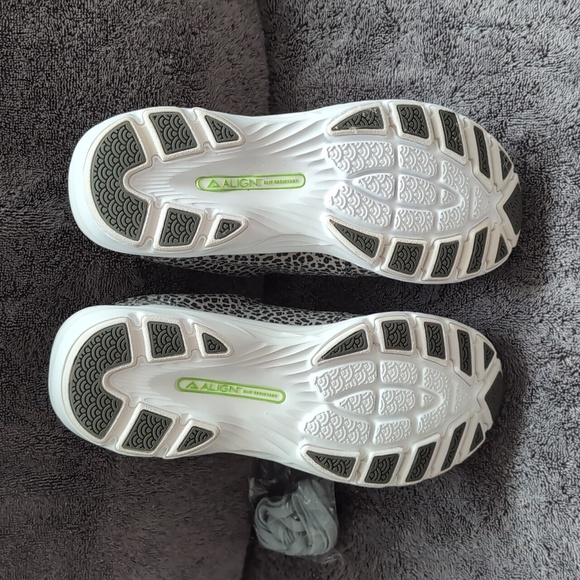 Women's align shoes, comfort slip resistant - Picture 5 of 8